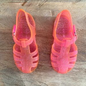 Carters pink toddler jelly sandals sz 7 EUC